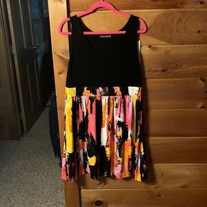 Flattering dress with fun multi colored bottom!